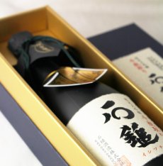 画像1: 石鎚 限定大吟醸 斗瓶取り 金賞受賞酒 720ml （日本酒/石鎚酒造/いしづち） (1)