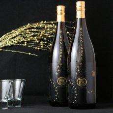 画像2: 丸西 ブラックラベル 1800ml (芋焼酎、BLACK LABEL) (2)